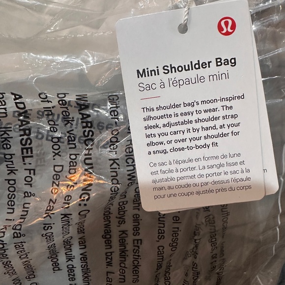 LULULEMON ATHLETICA City Essentials Shoulder Bag in FAWN BROWN - Picture 8 of 9